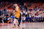 新民体育:上海男篮“复刻”95申花?