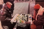 兴趣爱好广泛!世体:戈登爱看书下棋,练瑜伽拳击,最崇拜杰拉德