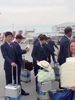 日本队抵达墨西哥后获赠帽子